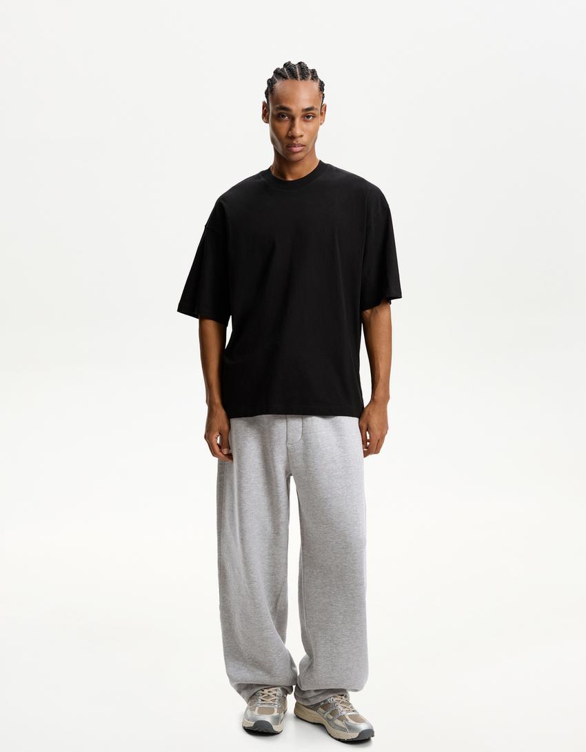 

Брюки-Баллоны из плюша Bershka, серый