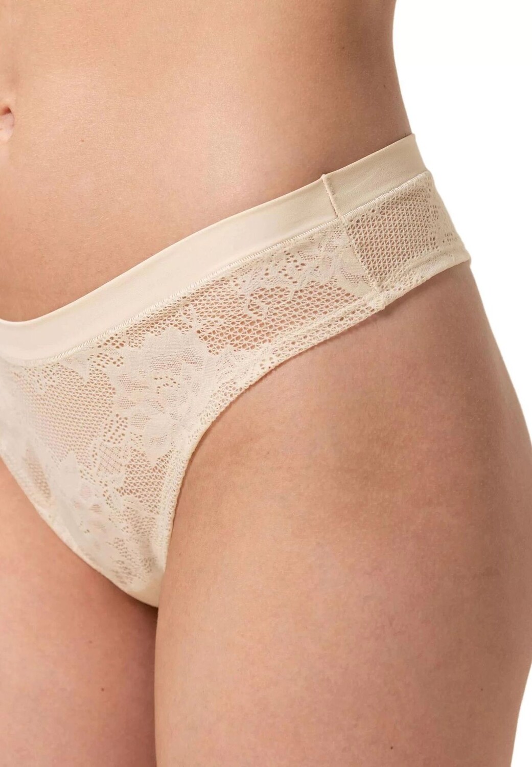 

Стринги Smart Deco, эластичное кружево, для женщин Triumph, цвет Creamy Dream