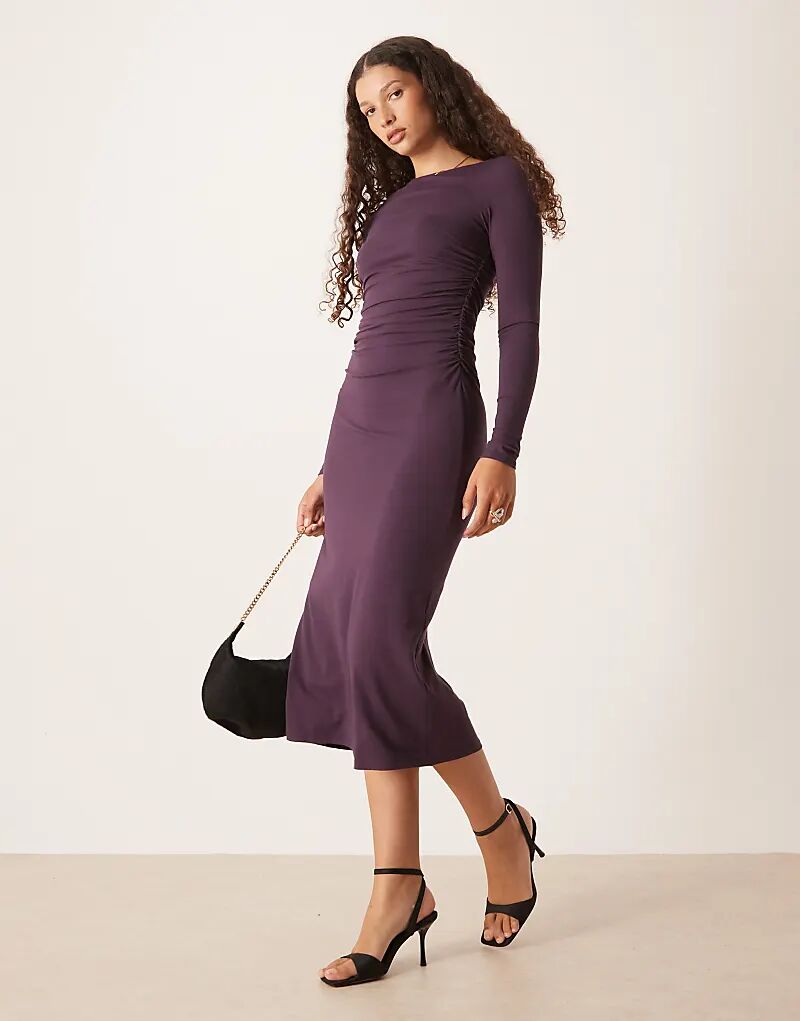 

Платье миди с длинными рукавами и драпировкой от Nobody's Child Laurella темно-виноградного цвета