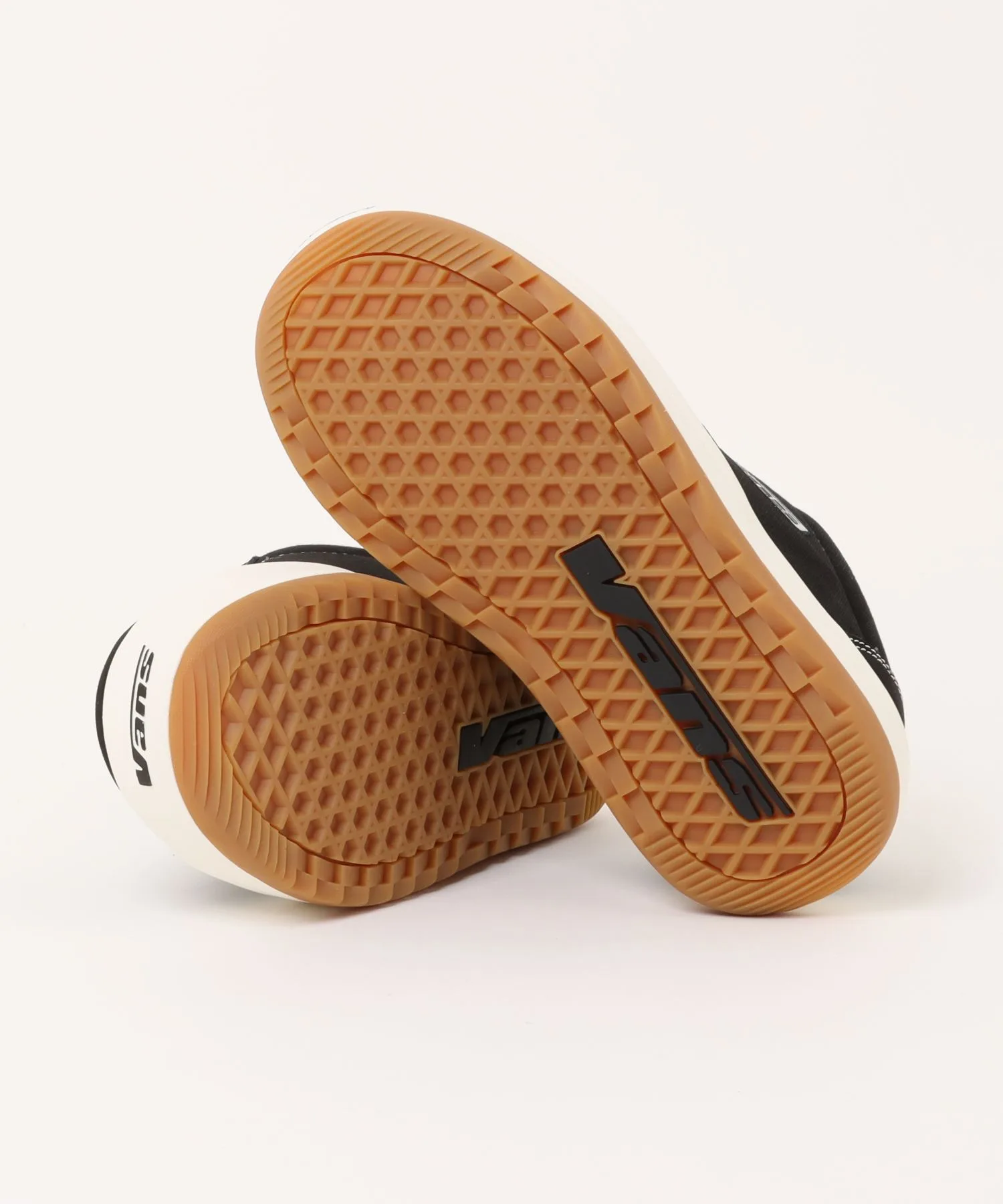 Мужские кроссовки с объемной подошвой VANS PUPPY V2079 черные — фото 3