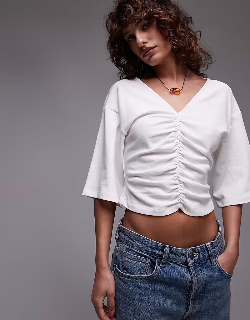 

Топ Topshop с короткими рукавами и V-образным вырезом цвета слоновой кости