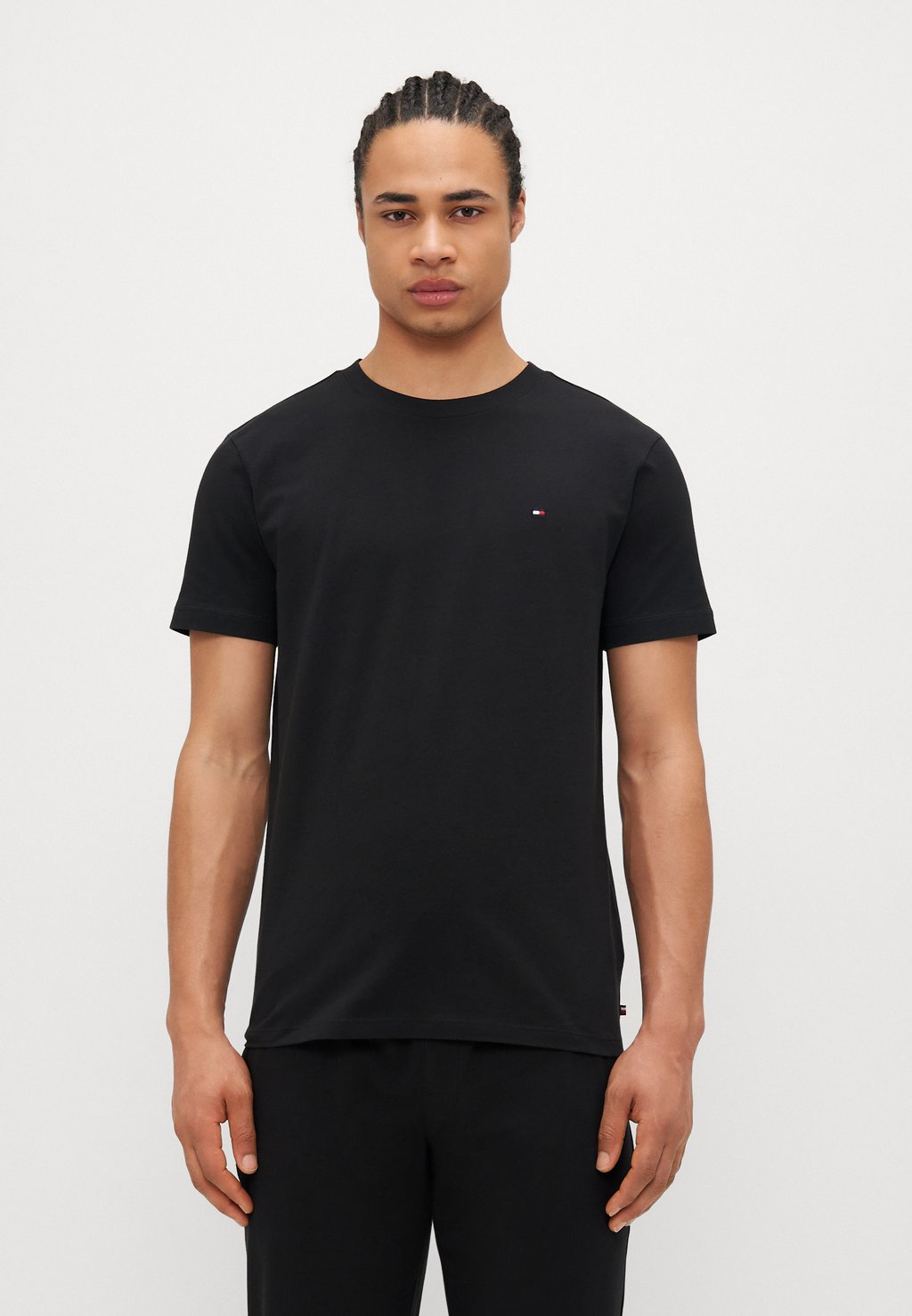 

Верх пижамы ESSENTIALS TEE Tommy Hilfiger, черный