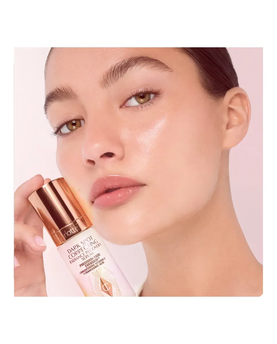 Сыворотка Charlotte Tilbury — Для лица для коррекции темных пятен и восстановления сияния, 10 мл — фото 2
