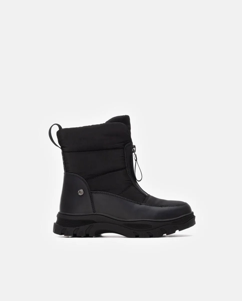 

Детские ботинки с молнией Xti, черный