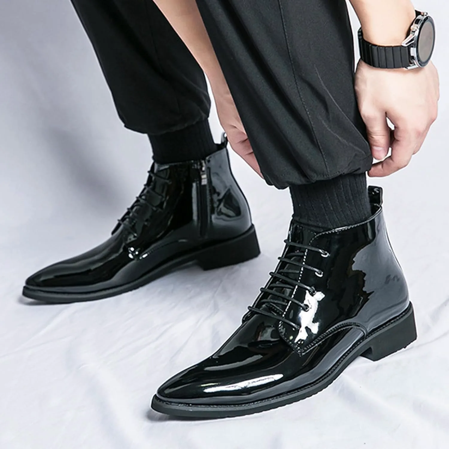 

Мужские туфли-оксфорды из лакированной кожи, ботинки с острым носком, шнуровкой и боковой молнией, блестящие ботильоны, классические роскошные высокие деловые формальные дерби Zeberfi, черный