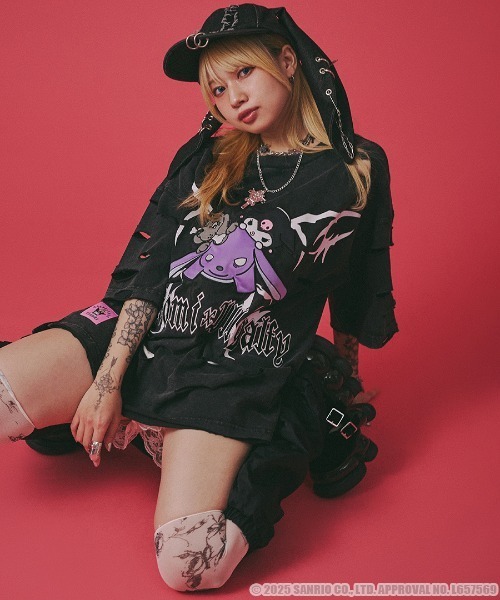 

Футболка с коротким рукавом, коллаборация GALFY x Kuromi, модель Il Galfy Tattered, черный