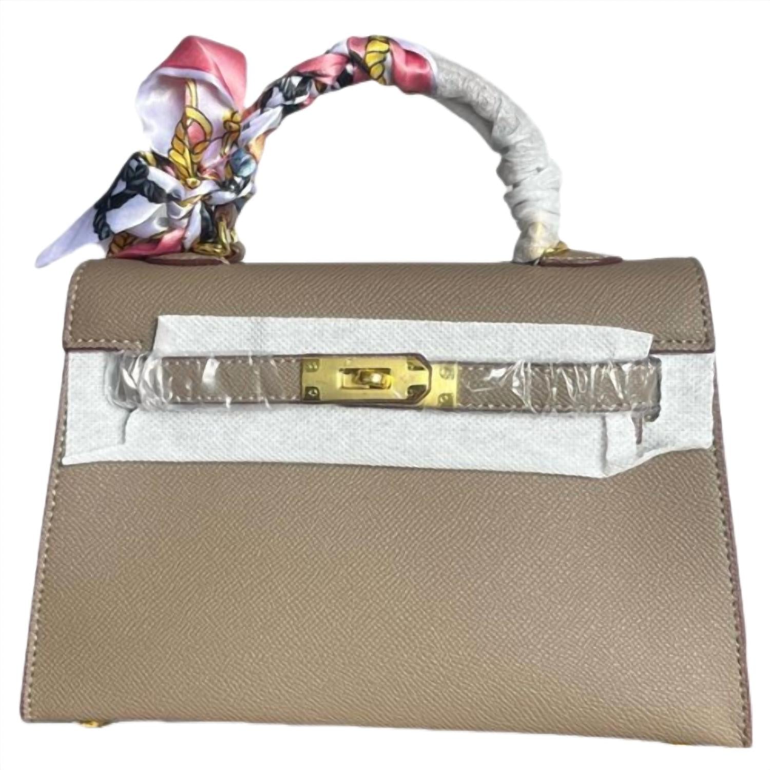 

Гламурная мини-сумочка Signature в коричневом цвете Glam Collections