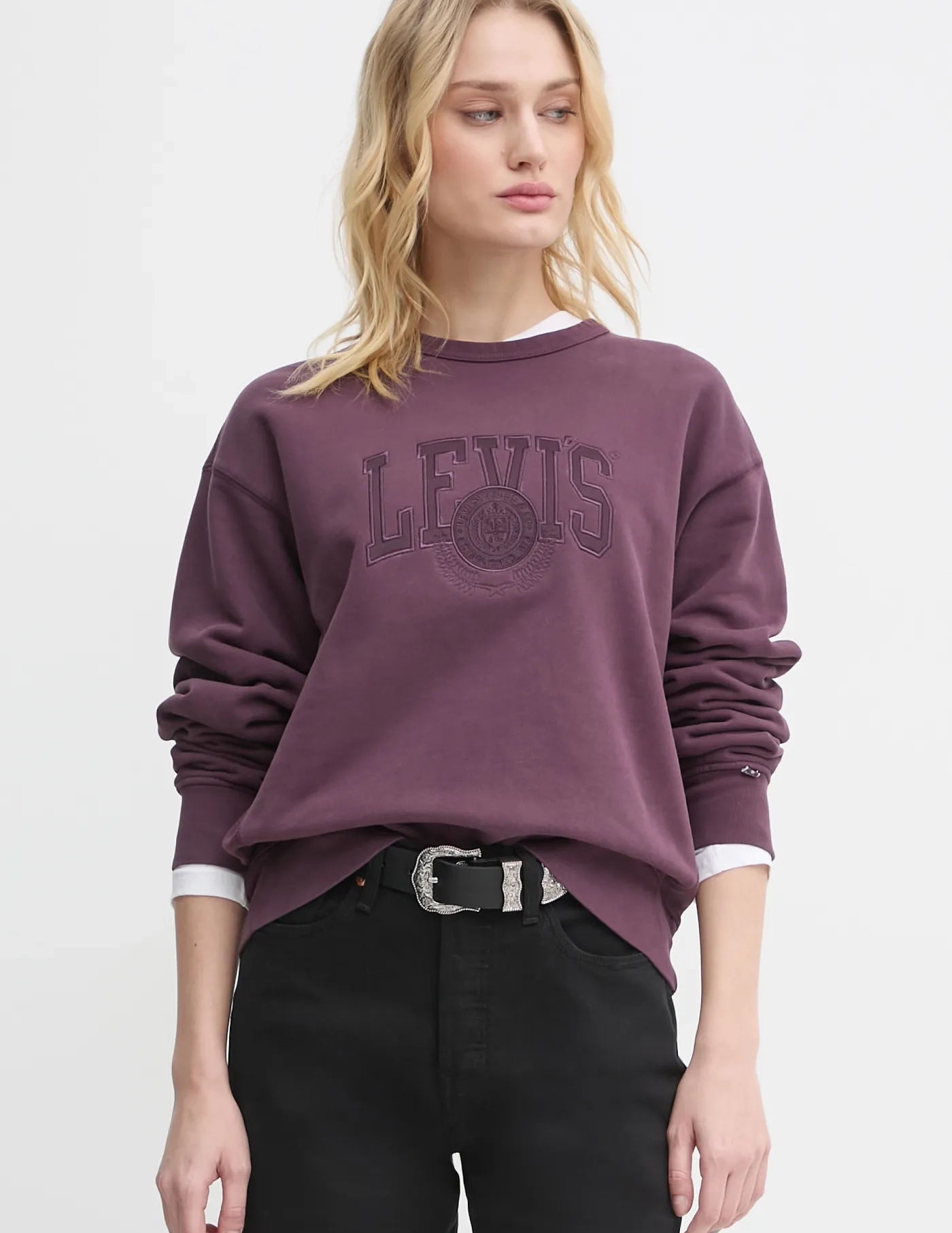 

Толстовка Levi's, фиолетовый