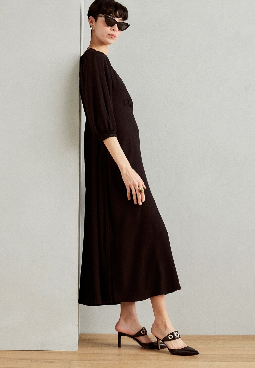 

Повседневное платье DRESS Esprit, черный