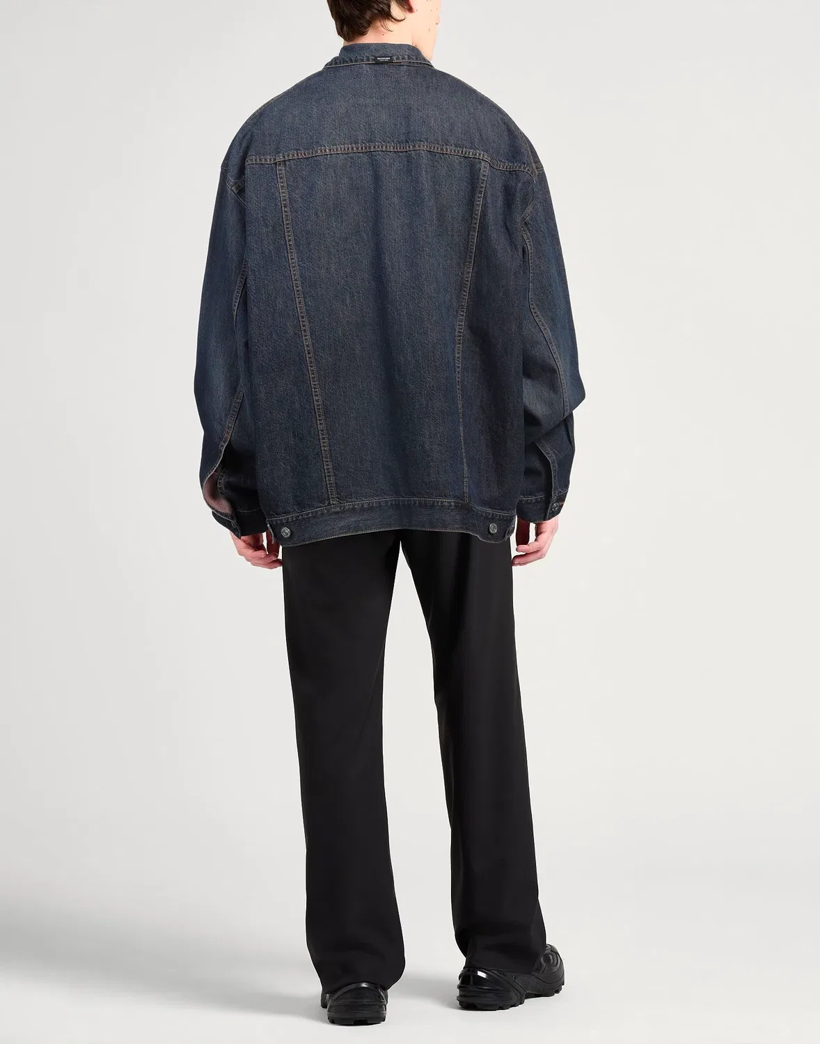 Джинсовая куртка BALENCIAGA синяя — фото 3