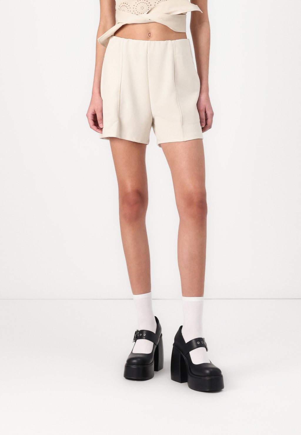 

Шорты ONLSANIA ELASTIC WAIST ONLY, бежевый