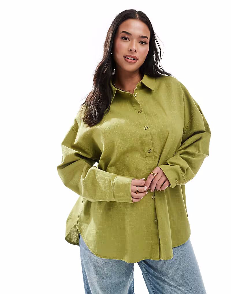

Рубашка свободного кроя из льна ASOS DESIGN Curve оливкового цвета