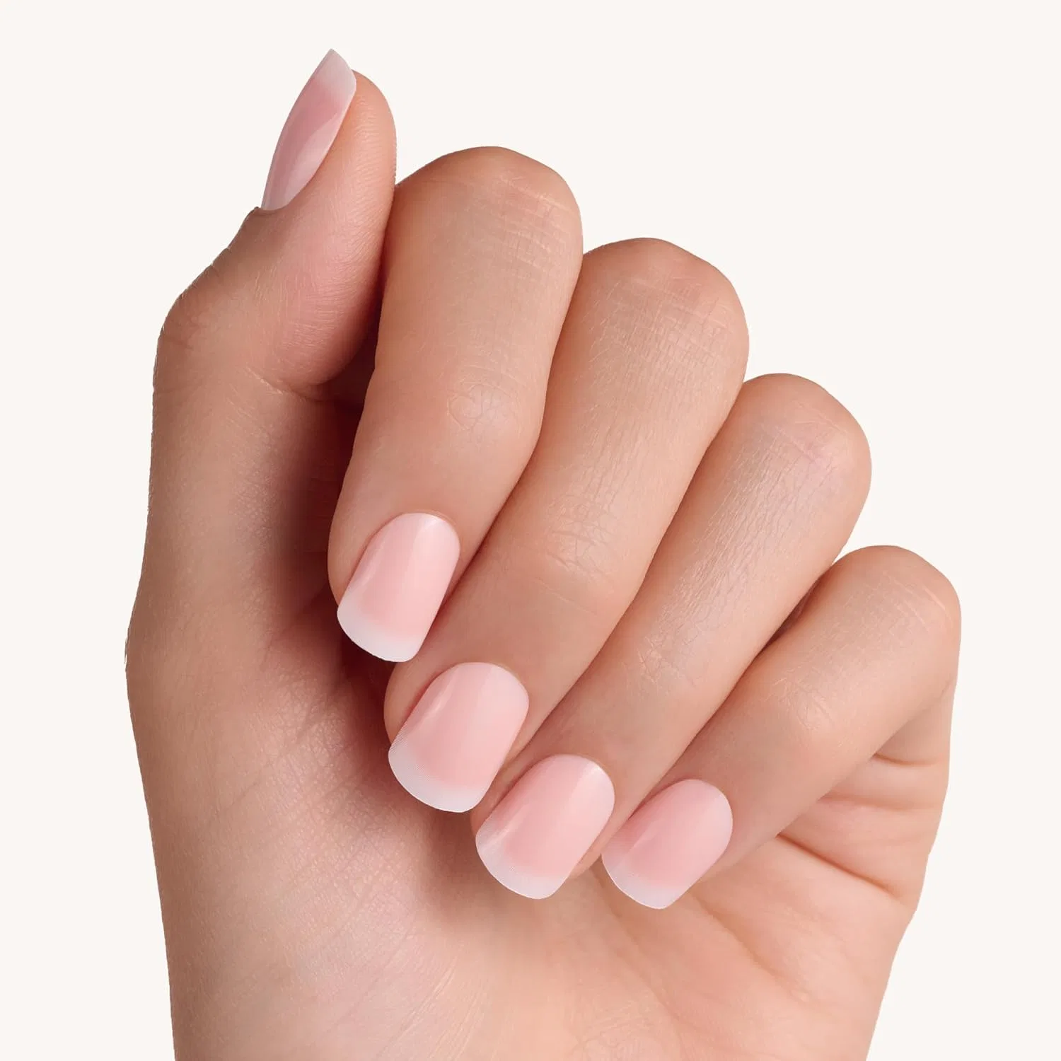 Накладные ногти для французского маникюра «Click-On Nails» №01 от essence, 12 шт. Essence, 01 Classic French — фото 3