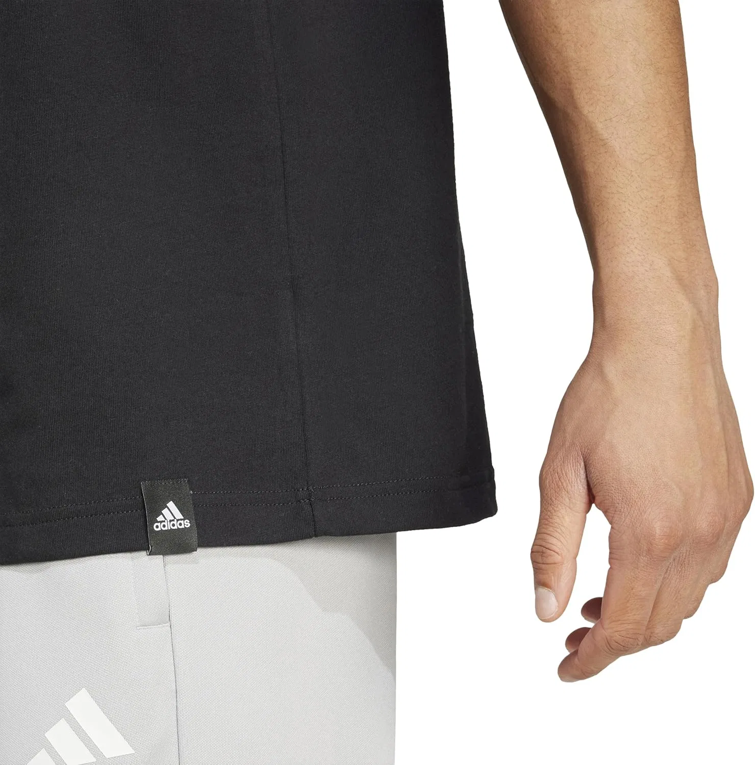 Футболка с принтом adidas Codes Linear Graphic, черный — фото 4