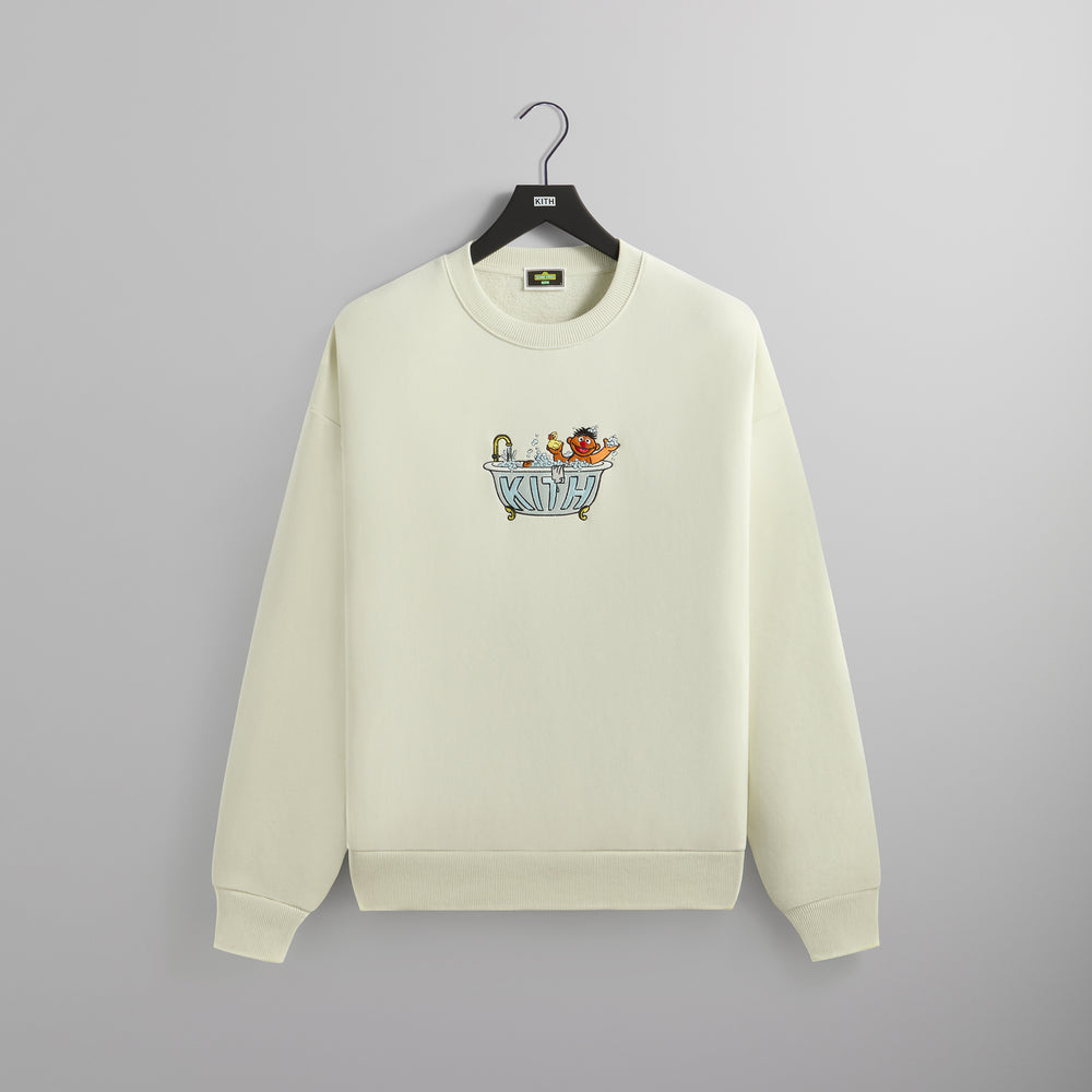 

Толстовка Kith for Sesame Street Ernie Nelson Crewneck, цвет Chalk