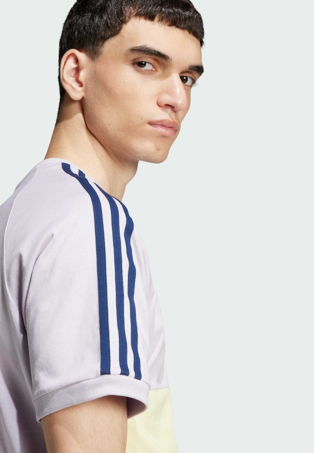 

Футболка с принтом PANEL TEE adidas Originals, серебристый
