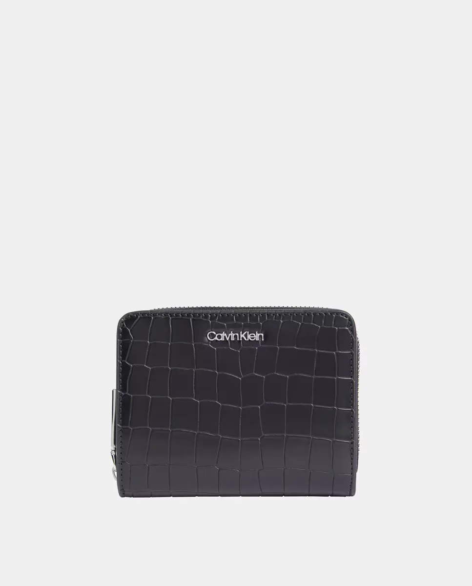 

Кошелек среднего размера с крокодиловым принтом Calvin Klein, черный