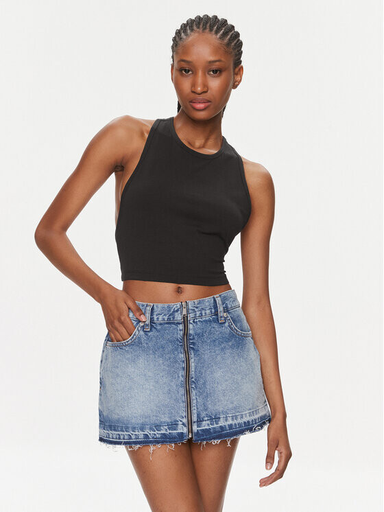 

Топ приталенного кроя Calvin Klein, черный
