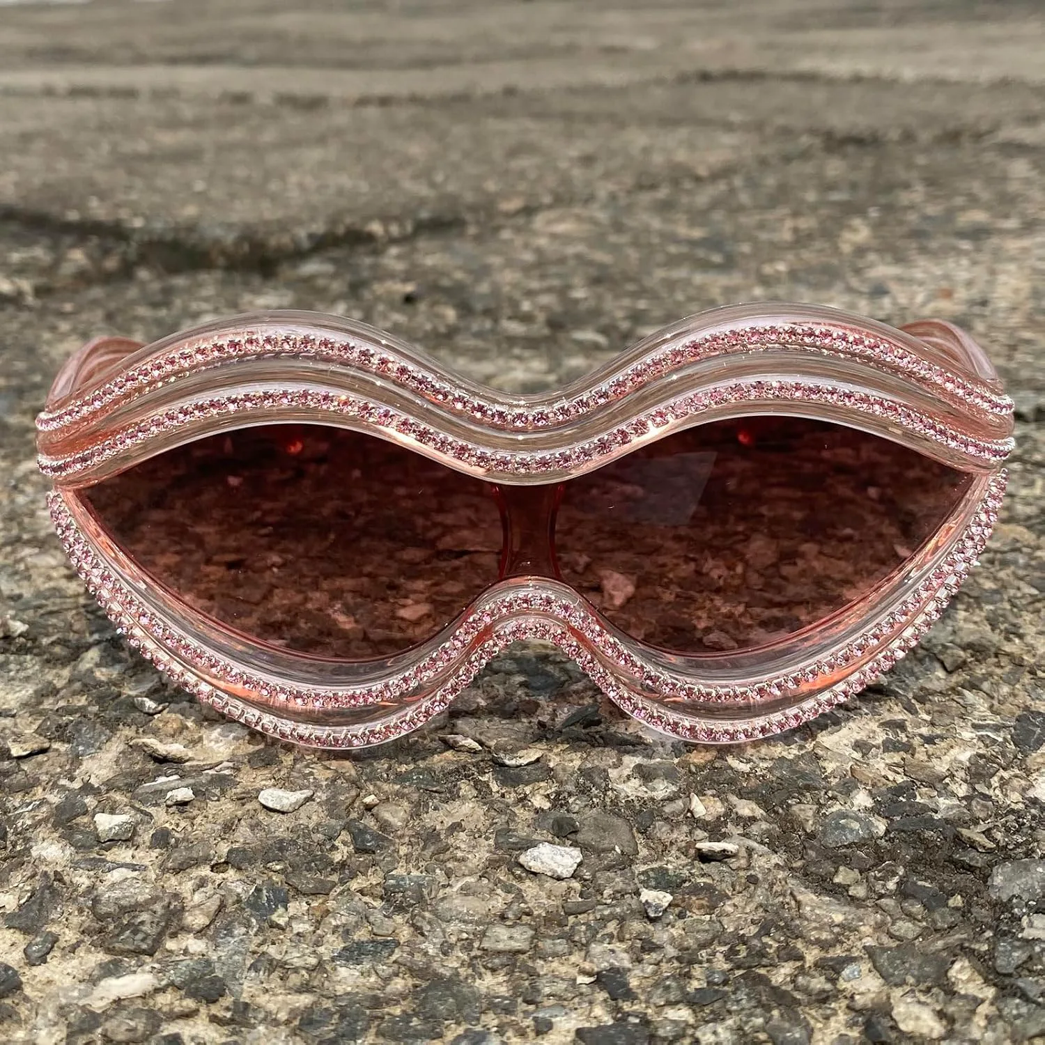 

Большие солнцезащитные очки-обтекатели с кристаллами для женщин, роскошные солнцезащитные очки в стиле Y2K 2024 года, ретро-очки 2000-х mincl, 3pcs-pink&black&gold