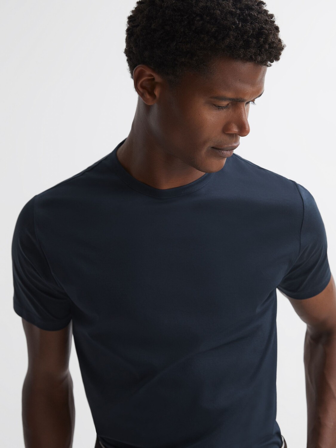 

Футболка Капри Slim Fit Reiss, темно-синий