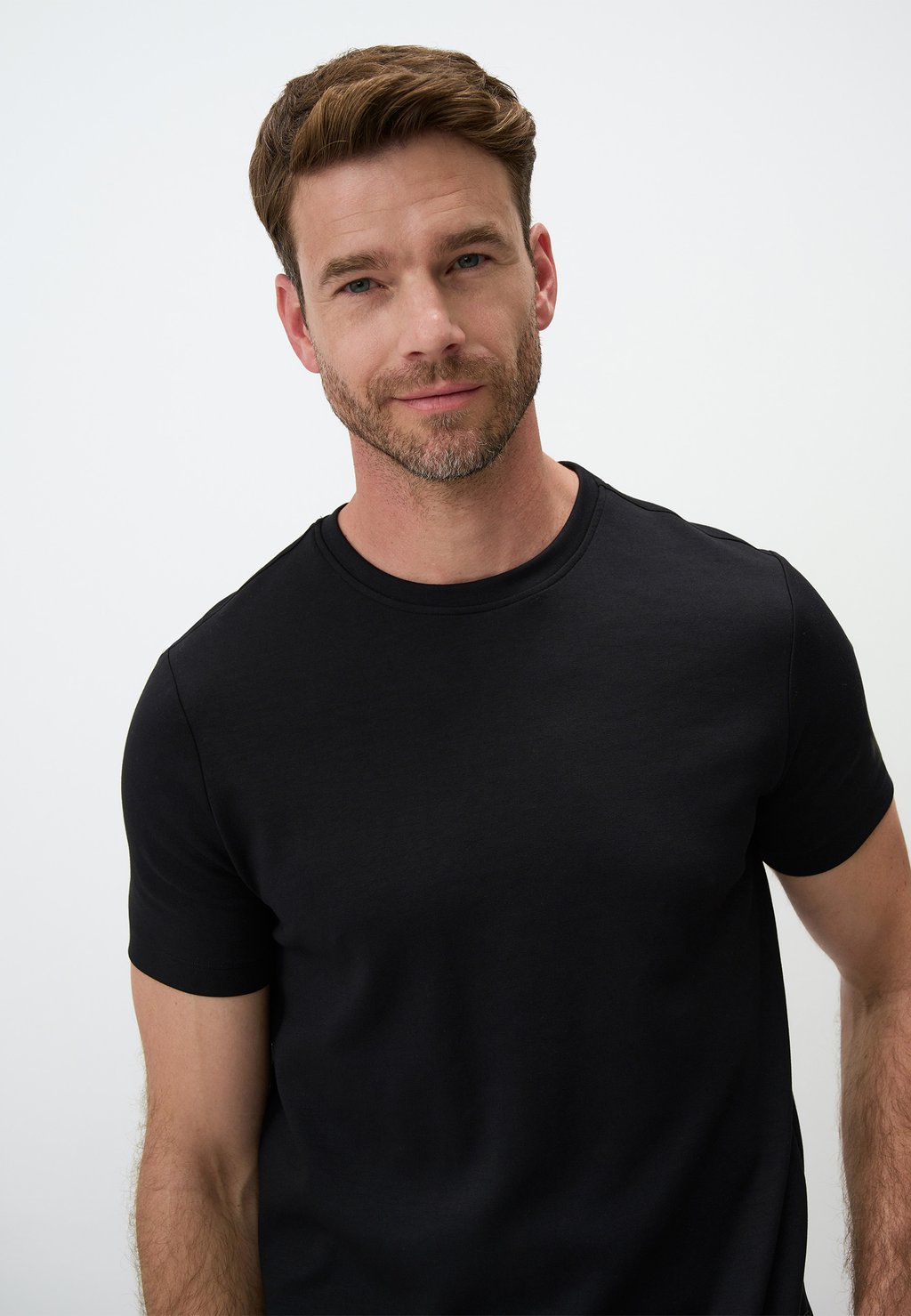 

Базовая футболка CREW NECK SHORT SLEEVE Jimmy Key, черный