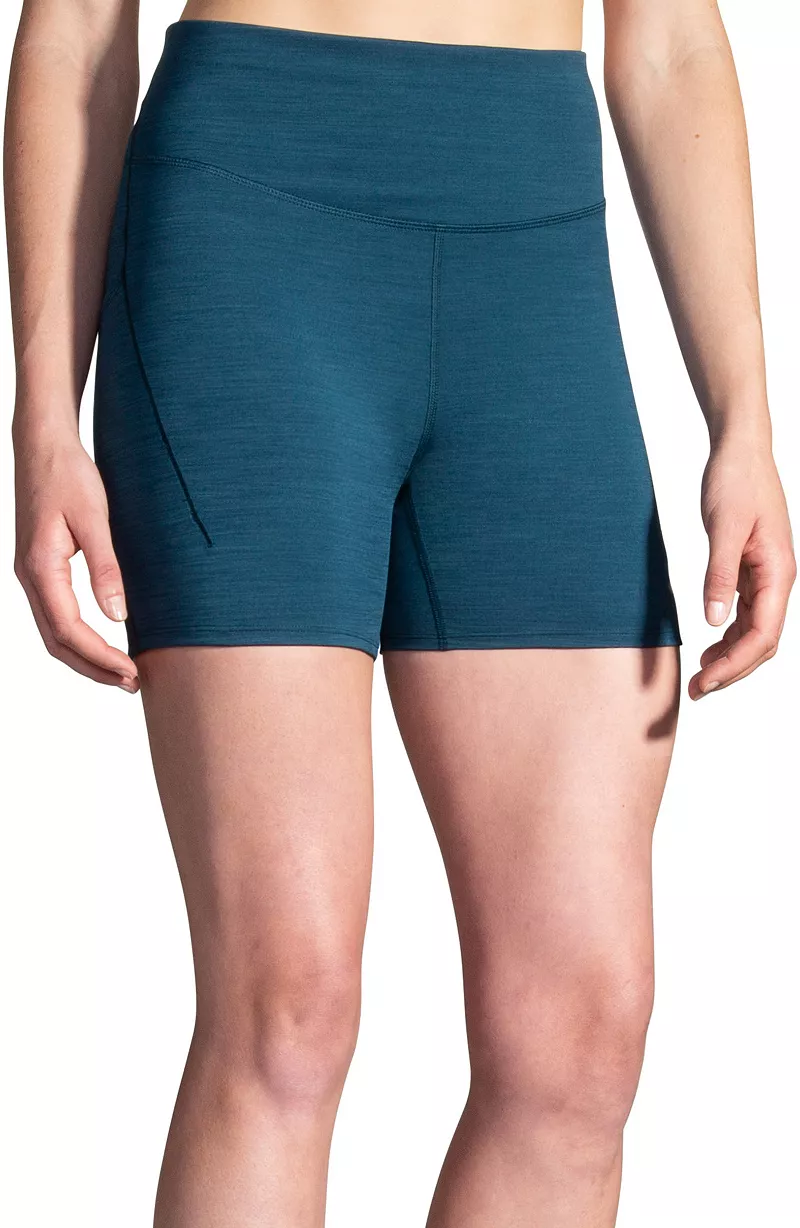 

Женские короткие колготки Brooks Spark 5 дюймов, цвет Heather Ocean Drive