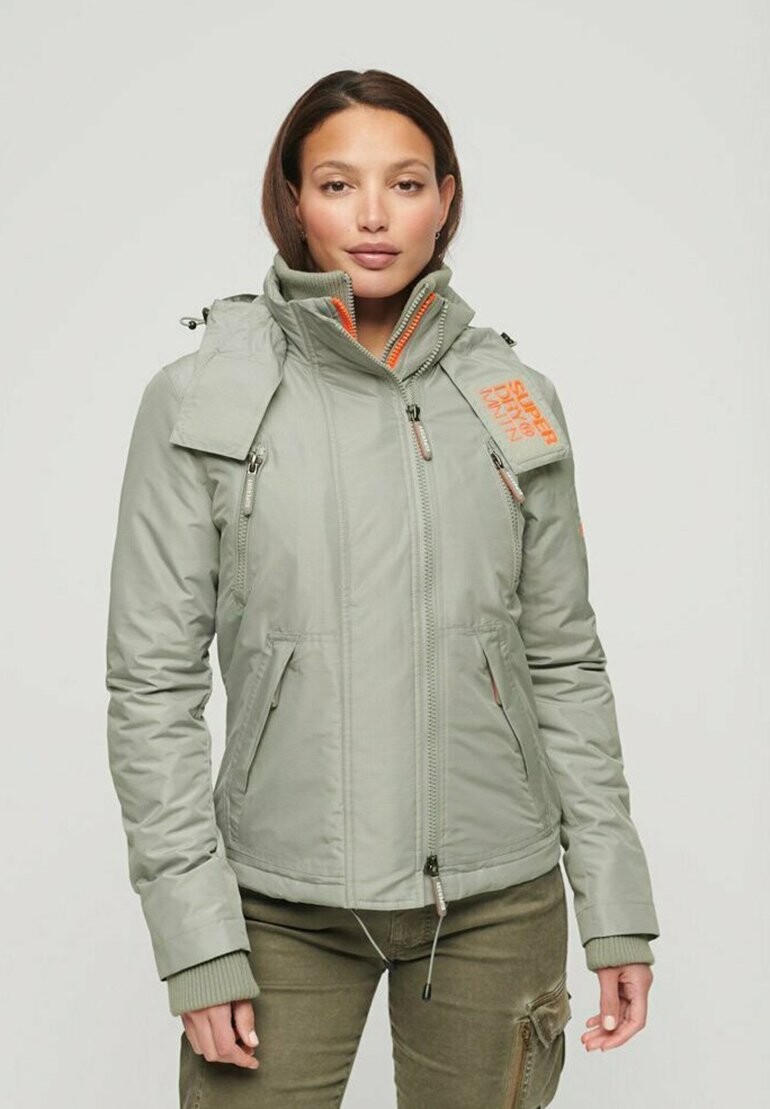 

Куртка зимняя MOUNTAIN SD-WINDCHEATER Superdry, голубовато-серый