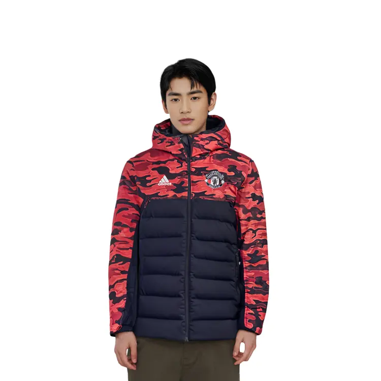 Пуховик Adidas Mufc Manchester United Camouflage Colorblock Sports hooded, черный/красный — фото 4