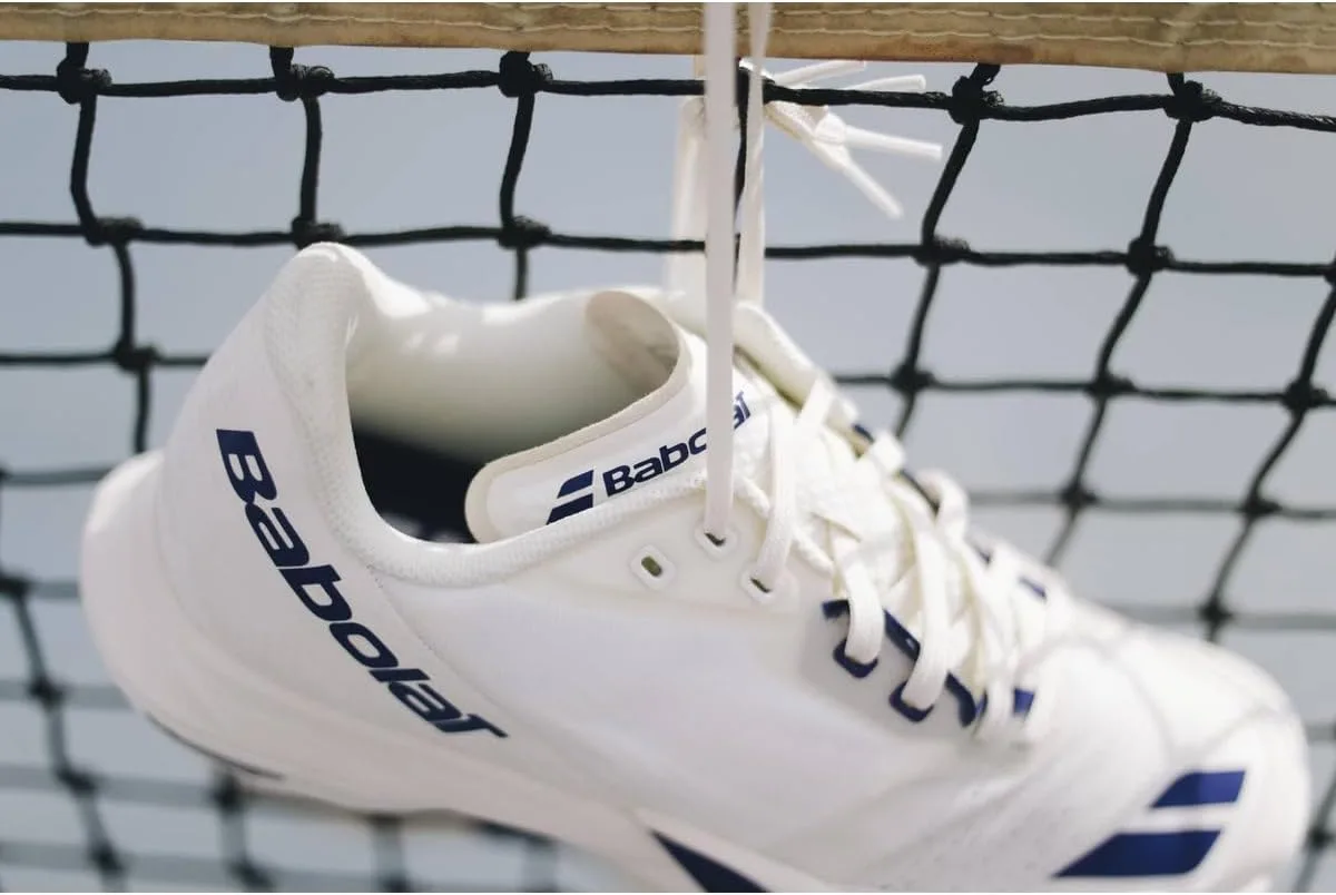 Мужские теннисные кроссовки Jet Mach 4 All Court Babolat, кремовый/темно-синий — фото 4