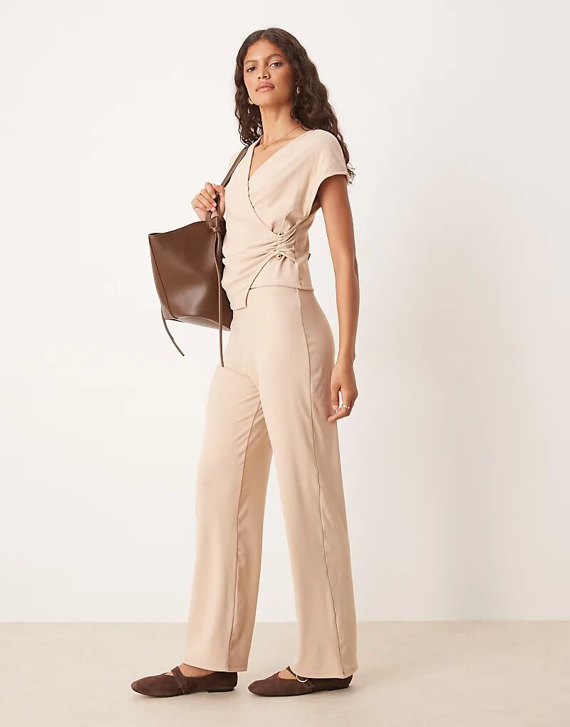 

Широкие брюки ASOS DESIGN цвета «камень» — часть комплекта