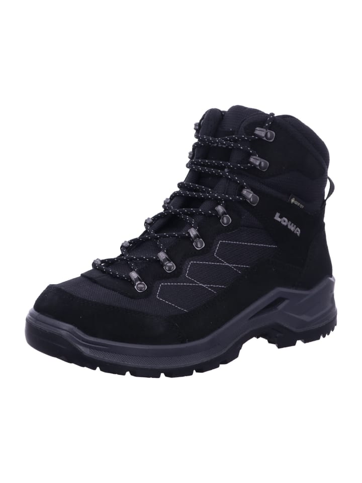 

черные походные ботинки LOWA