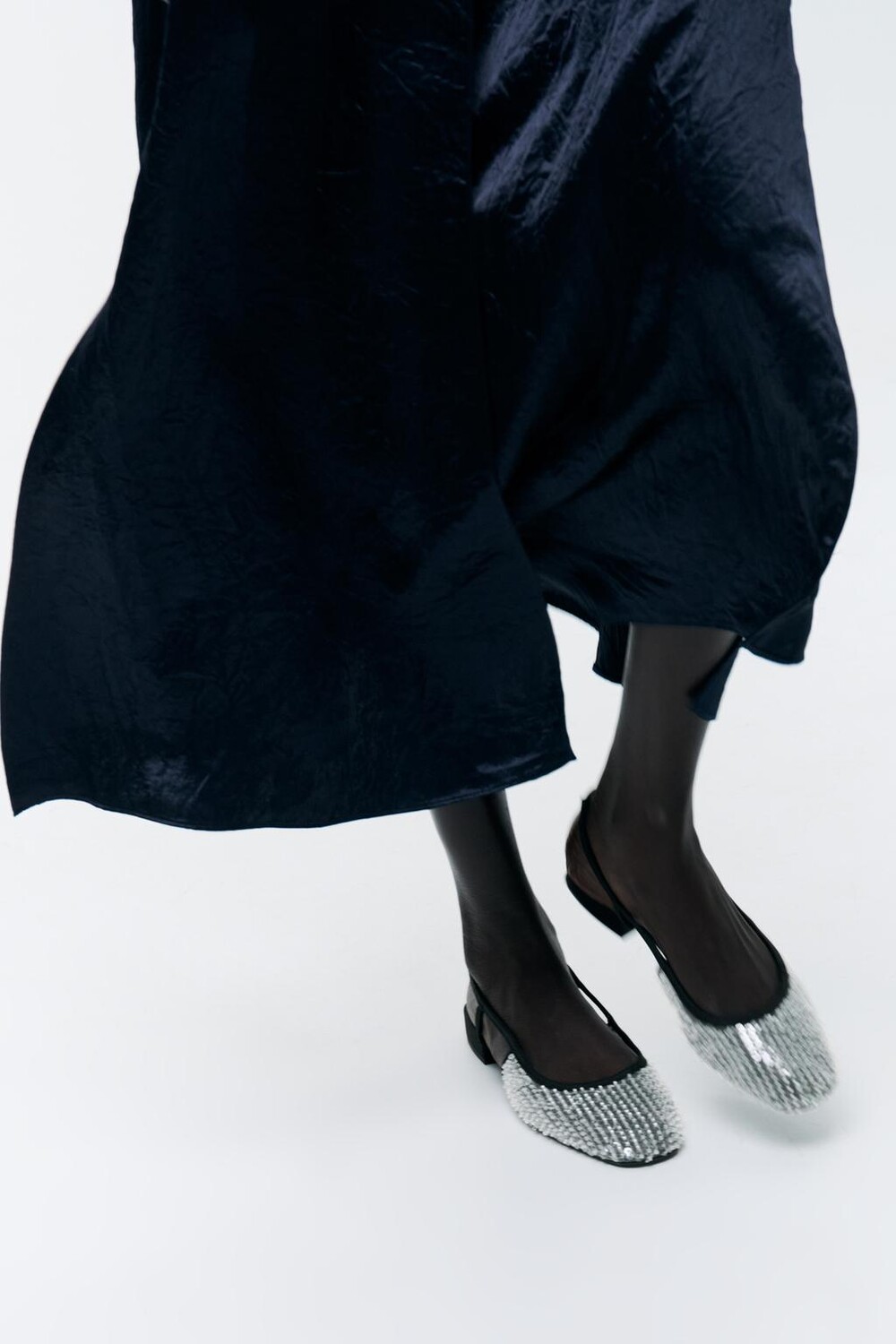 

Туфли с пайетками ZARA, серебряный