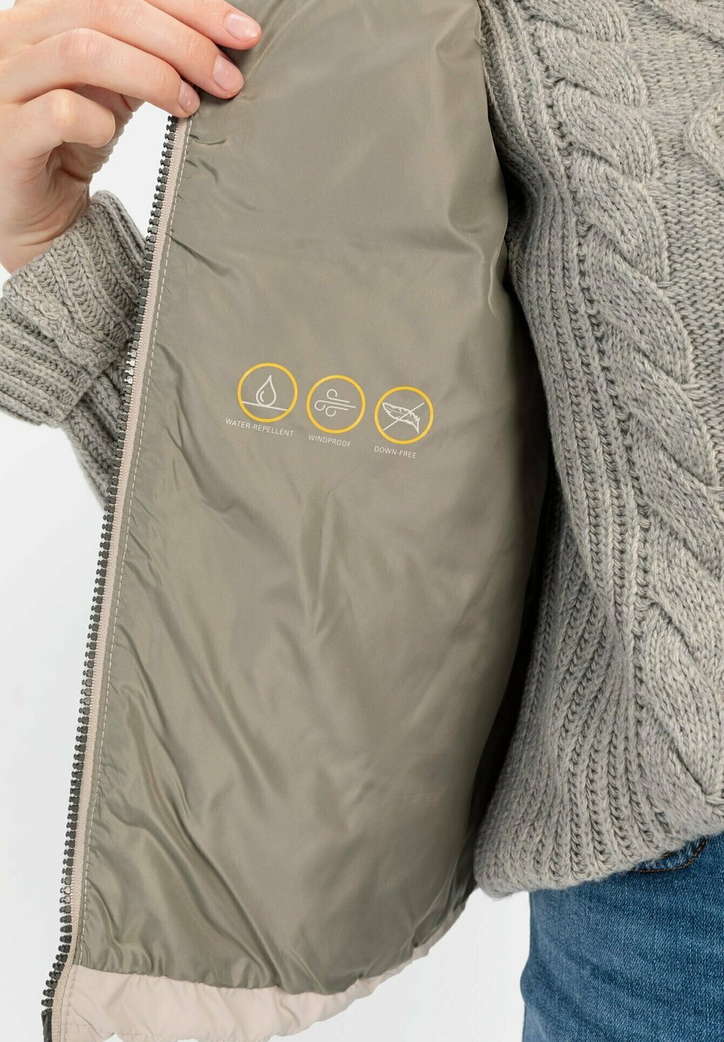 

Жилет STEPP camel active, бежевый
