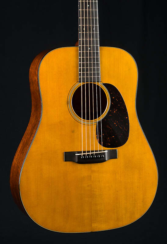 

Акустическая гитара Martin D-18 Authentic 1937 Aged Adirondack Spruce VTS and Mahogany NEW