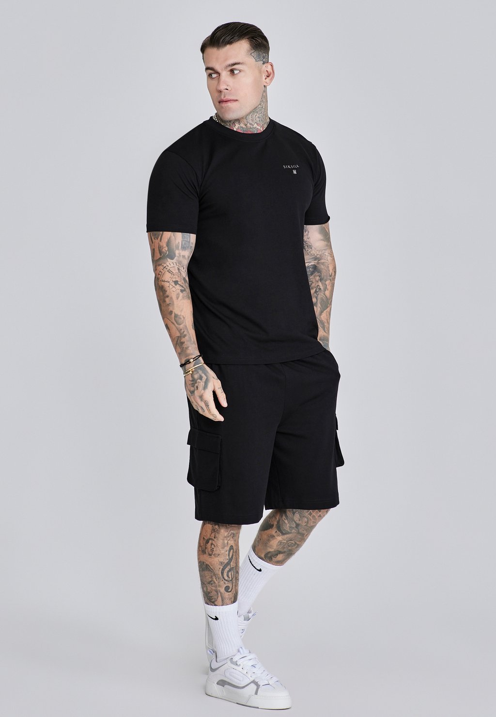 

Футболка с принтом SET - Shorts SIKSILK, черный
