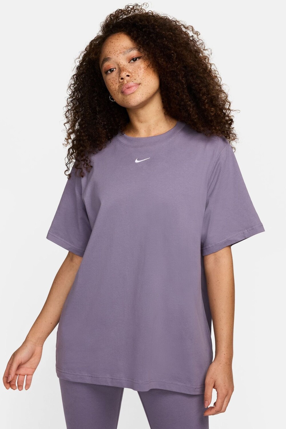 

Спортивная футболка Nike, фиолетовый
