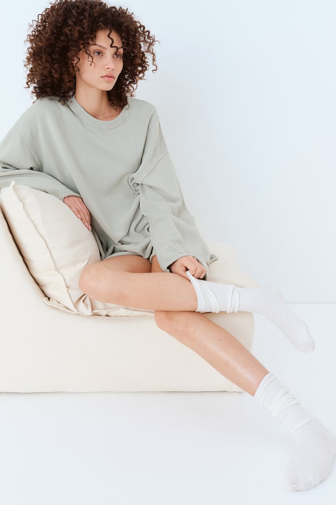 

Свитер с подвернутыми краями H&M, зеленый