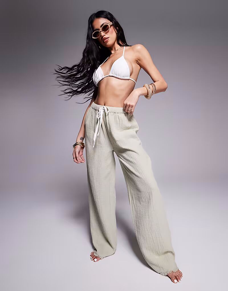 

Пляжные брюки Callie из марли с потертостями от ASOS DESIGN, цвет «стираный шалфей»