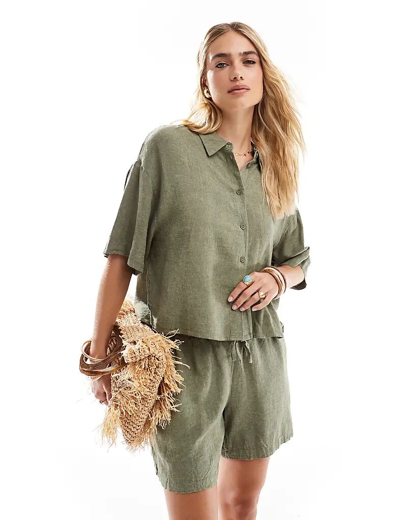 

Укороченная рубашка свободного кроя Vero Moda из льна цвета хаки — часть комплекта