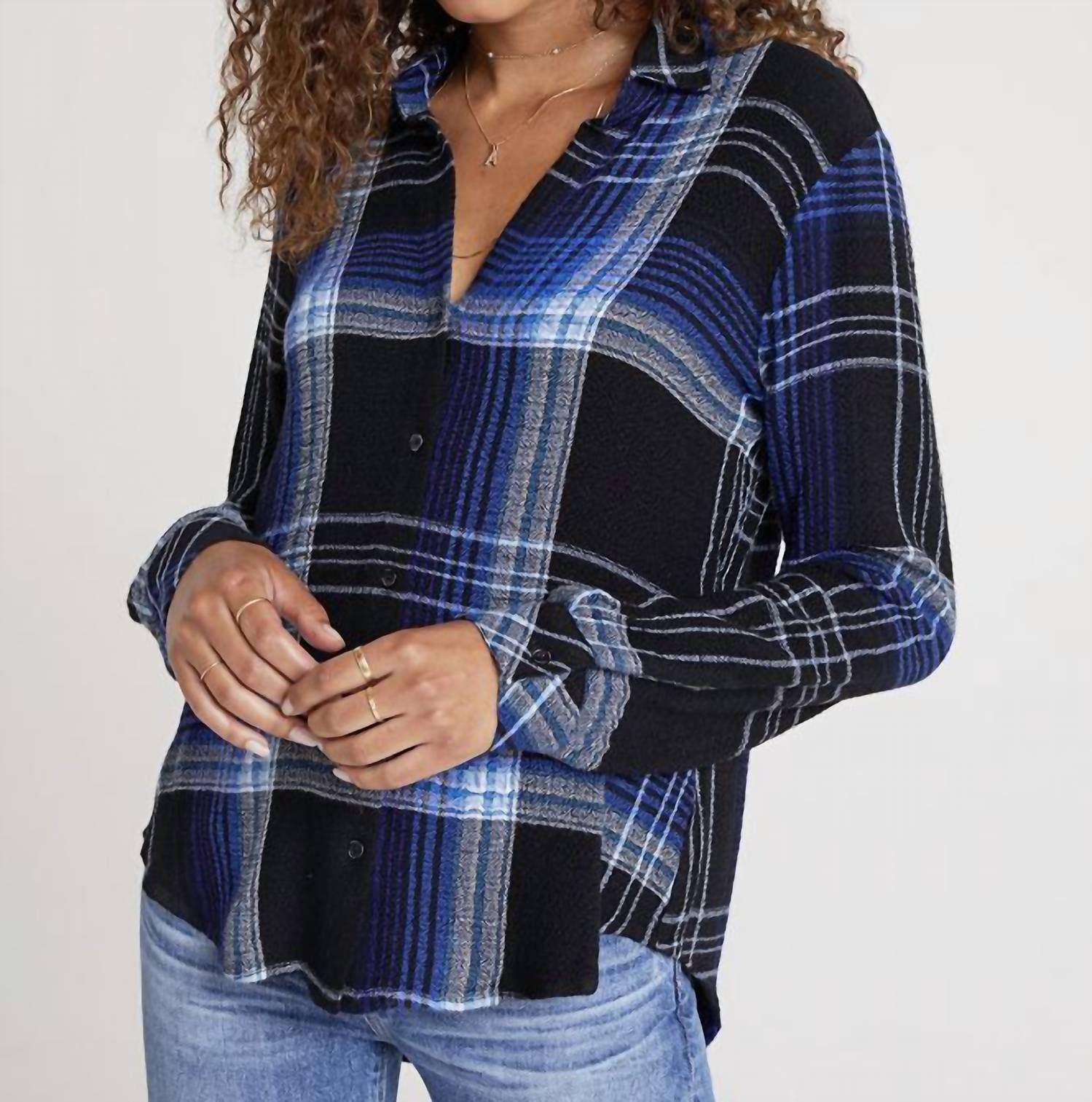 

Струящаяся рубашка на пуговицах в кобальтовую клетку Bella Dahl, цвет cobalt plaid