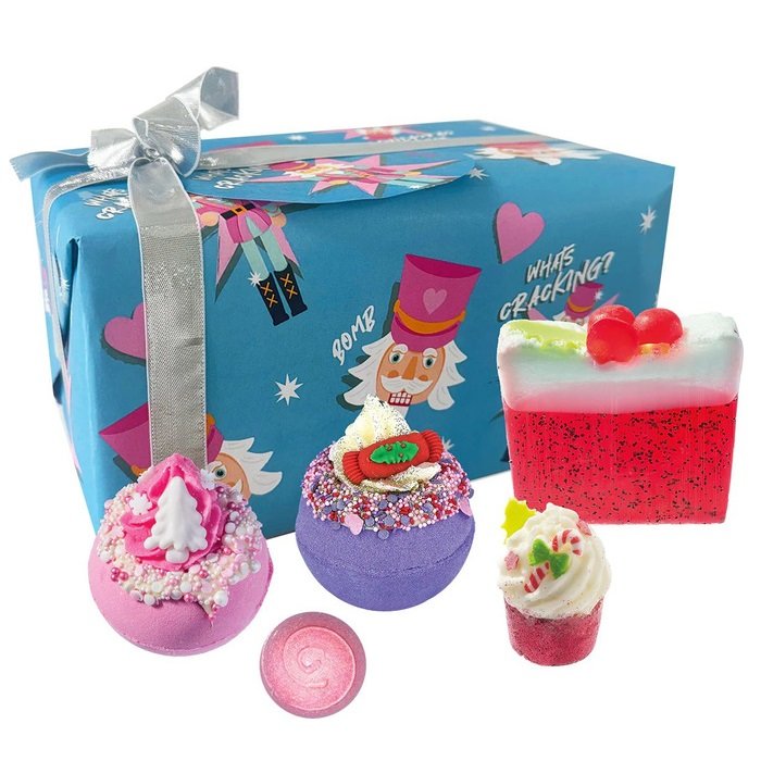 

Bomb Cosmetics, подарочный набор для ванны What's Cracking Bath, 5 шт.