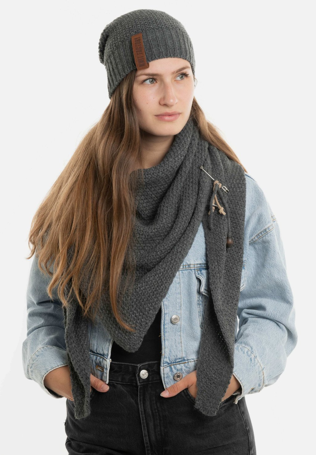 

Шарф COCO SET Knit Factory, антрацит