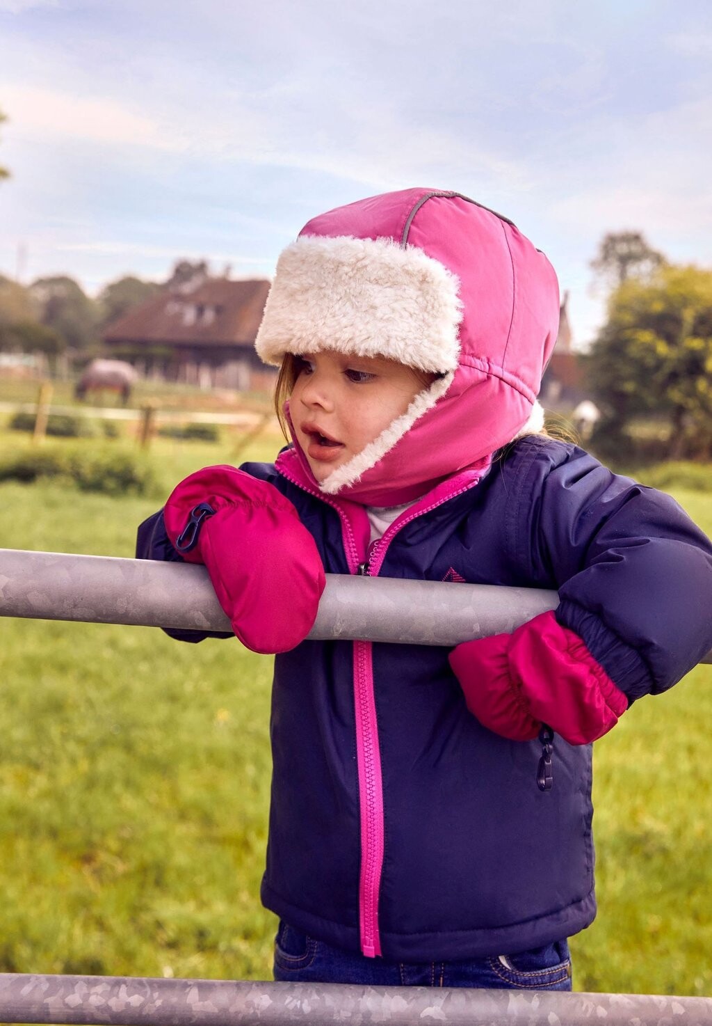 

Шапка-бини Cosy Waterproof JoJo Maman Bébé, цвет fuchsia