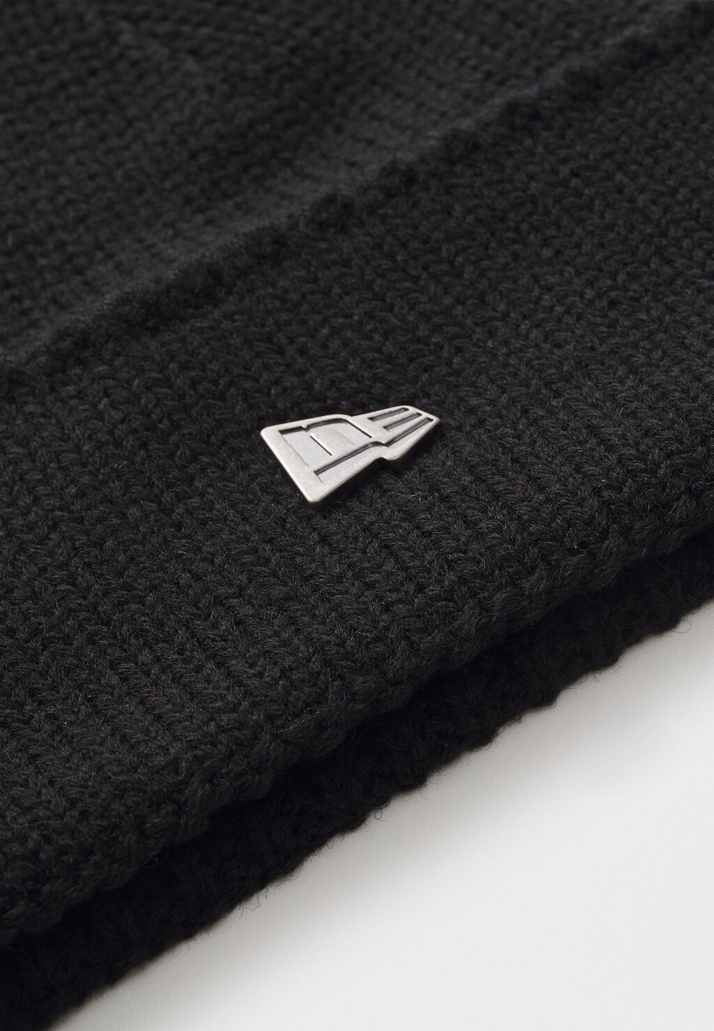 

Шапка WIDE CUFF BEANIE UNISEX New Era, черный