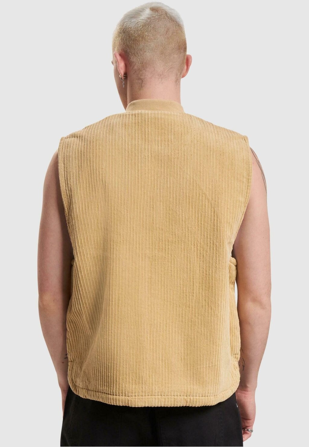 

Жилет Chest Signature Corduroy Karl Kani, песочный