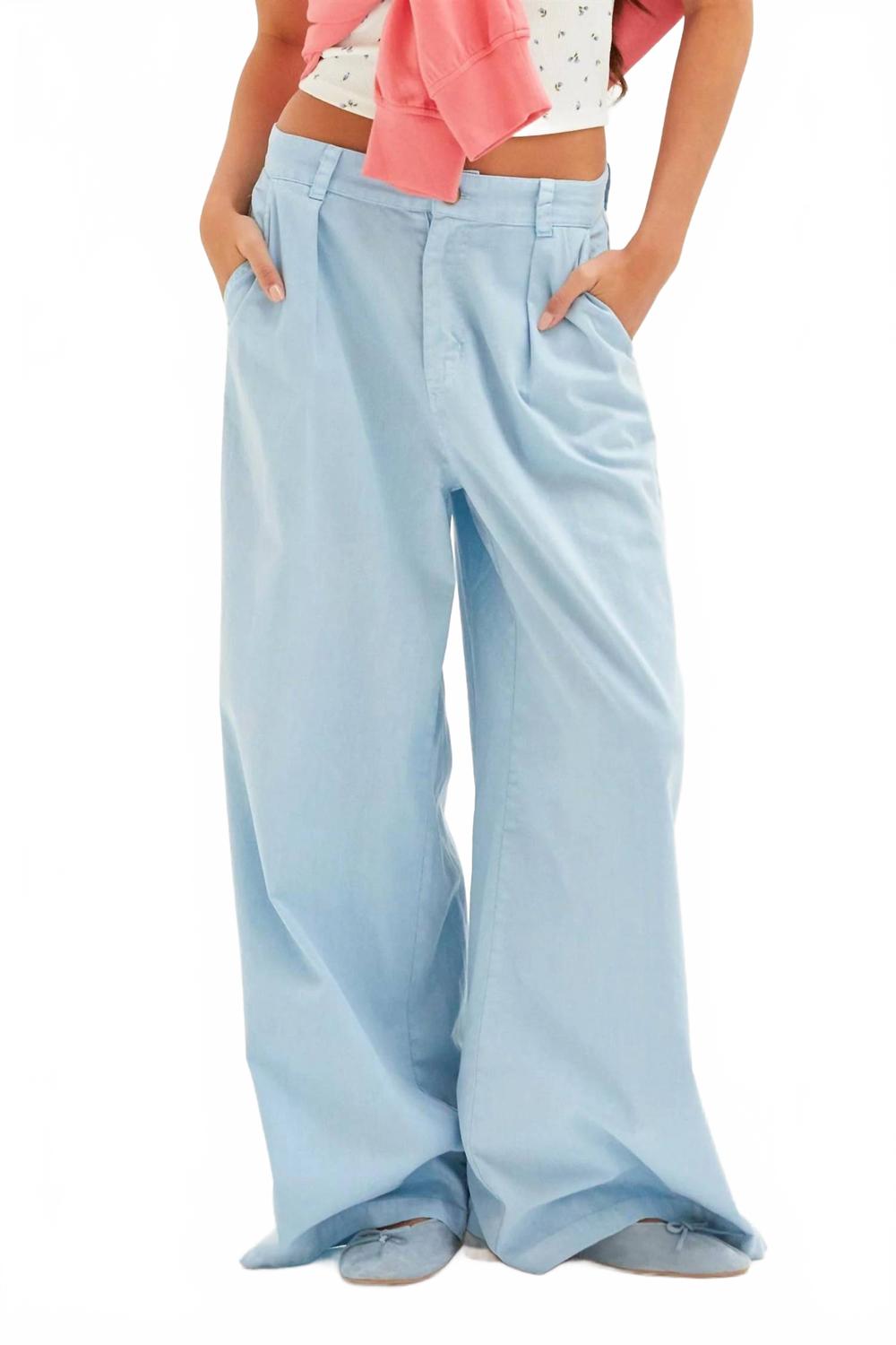 

Широкие брюки Sadie в небесно-голубом цвете Azalea