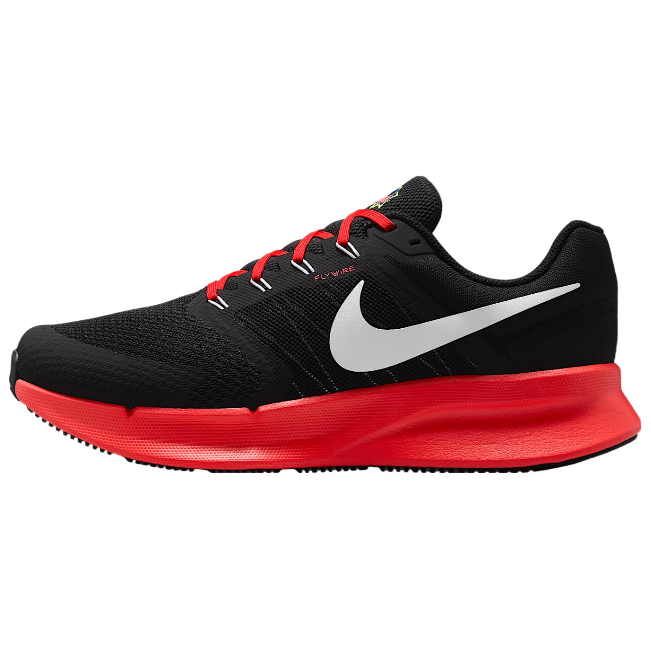 

Nike Кроссовки Run Swift 3 Black Bright Crimson White