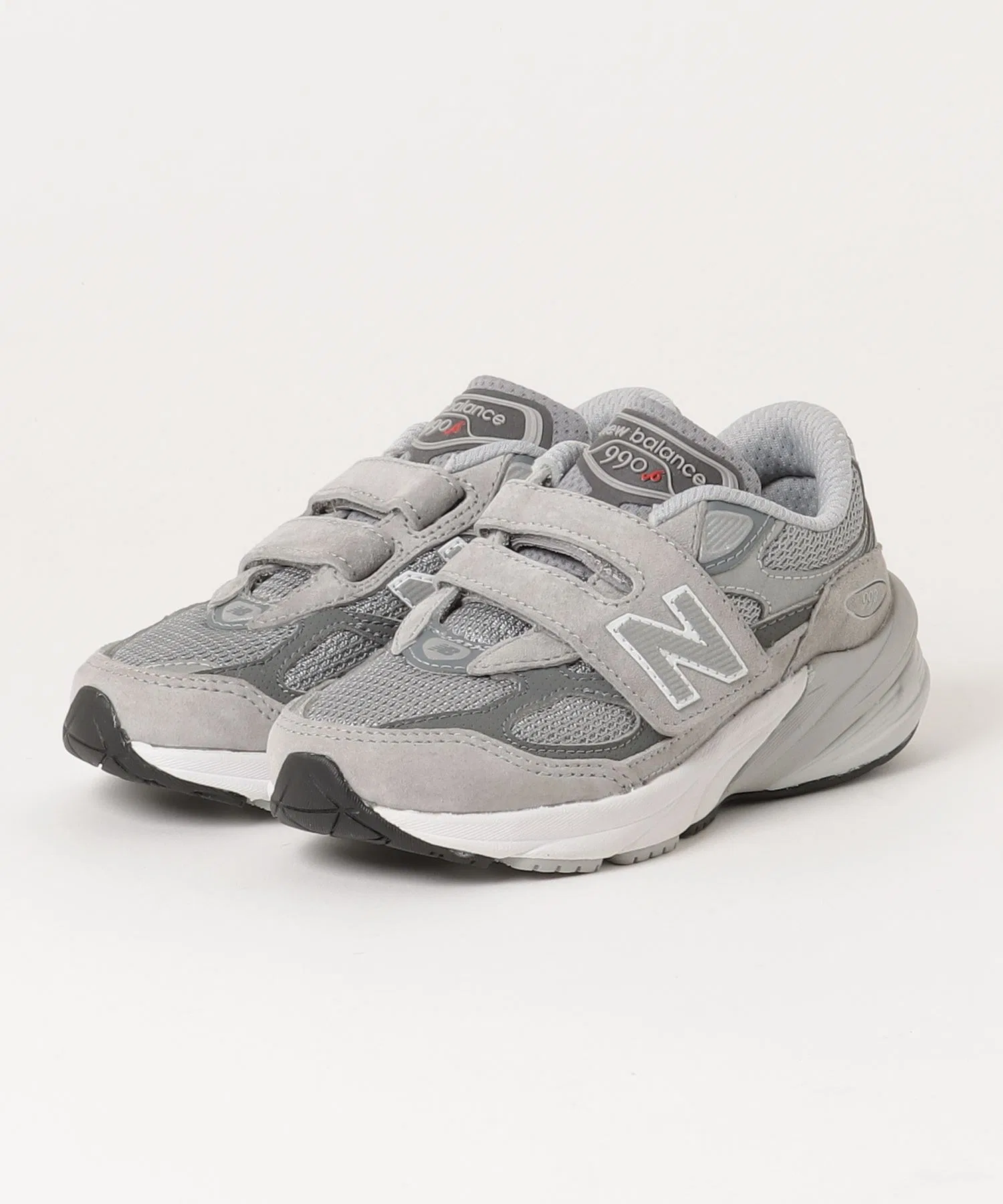 Детские кроссовки New Balance FuelCell 990 v6 серые — фото 3