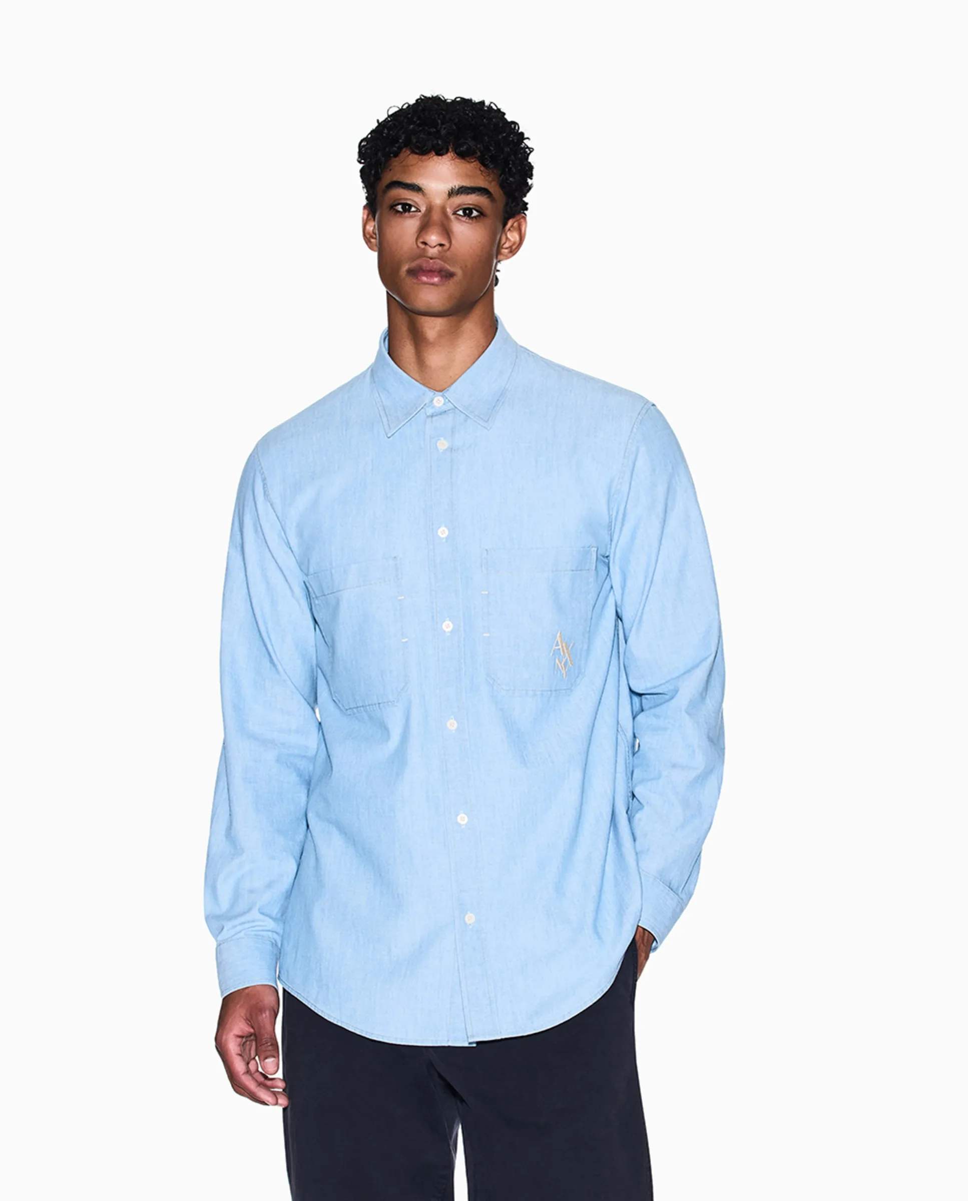 

Рубашка из шамбре легко гладится мужская обычная плюс посадка Armani Exchange, светло-голубой