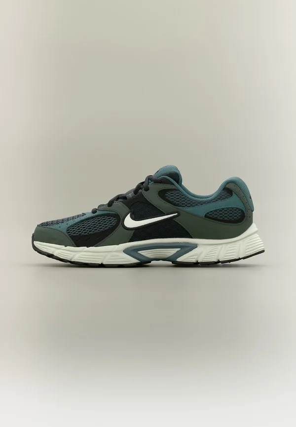 Кроссовки v5 Nike Sportswear, Black/Spruce Aura/Mineral Slate/Mineral Spruce